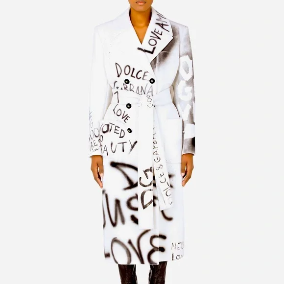【関税&送料込み】Dolce & Gabbana Black And White Coat Wit Dolce & Gabbana | Jackets & Coats | Dolce Gabbana Graffiti